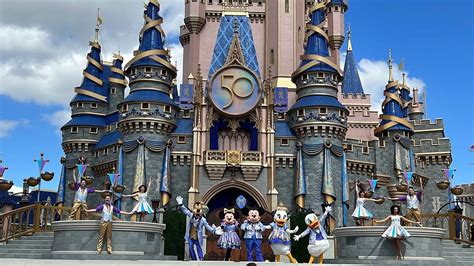 Mickeys Magical World: A Fairy Tale Adventure